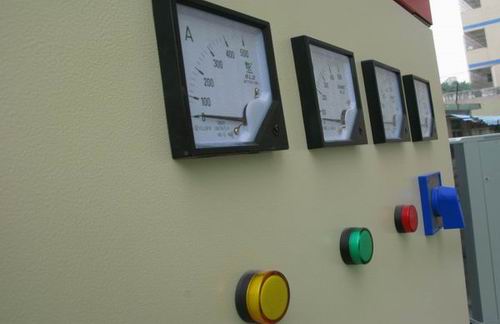 通道成套配电箱